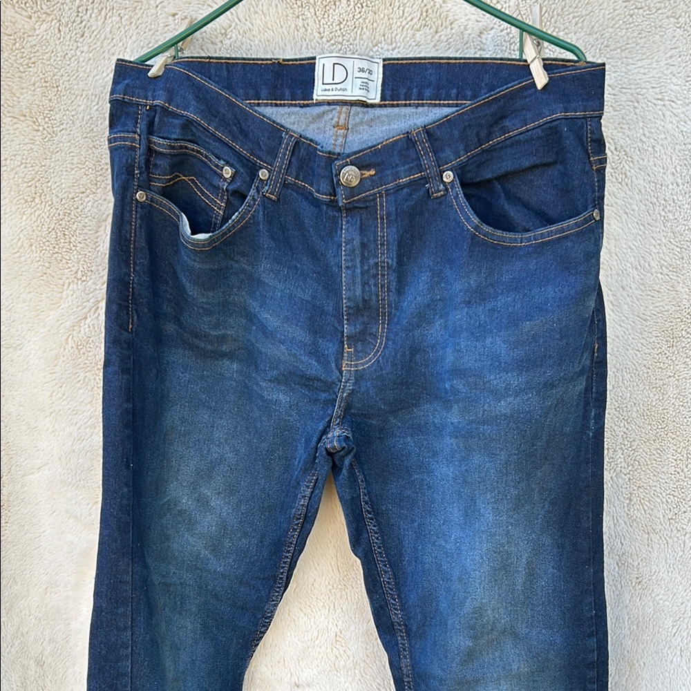Men's Dark Blue Jeans